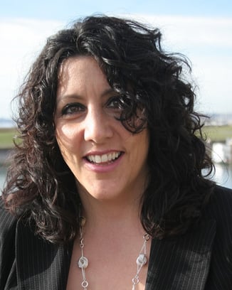 Picture of Denise Lones